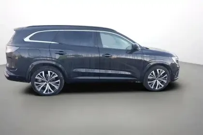 Photo 6 Renault Espace  E-Tech full hybrid 200 GSR2