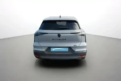 Photo 4 Renault Symbioz  E-Tech full hybrid 145