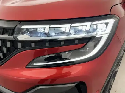 Photo 30 Renault Austral  E-Tech full hybrid 200 GSR2