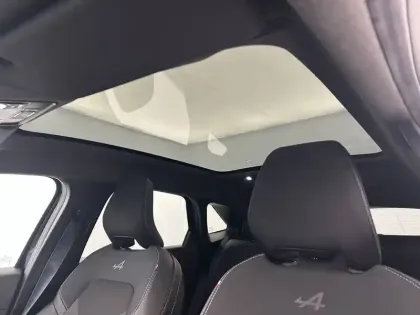 Photo 29 Renault Symbioz  E-Tech full hybrid 145