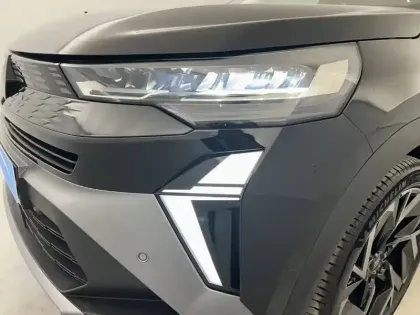 Photo 31 Renault Symbioz  E-Tech full hybrid 145