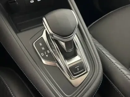 Photo 21 Renault Symbioz  E-Tech full hybrid 145