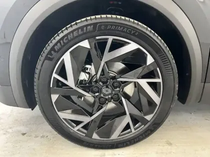 Photo 27 Renault Symbioz  E-Tech full hybrid 145