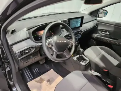 Photo 56 Dacia Jogger  Hybrid 140 7 places GSR2