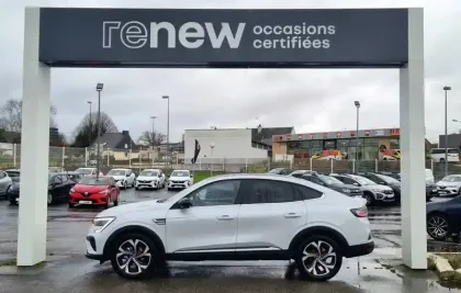 Photo 20 Renault Arkana  E-Tech full hybrid 145 GSR2