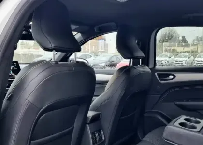 Photo 19 Renault Arkana  E-Tech full hybrid 145 GSR2