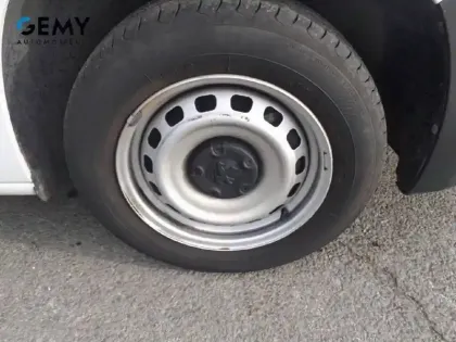 Photo 10 Peugeot Partner  FOURGON M 650 KG BLUEHDI 100 S&S BVM6