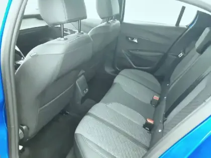 Photo 11 Peugeot 208  Hybrid 100 e-DCS6