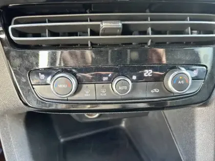 Photo 21 Opel Mokka  Electrique 136 ch & Batterie 50 kWh