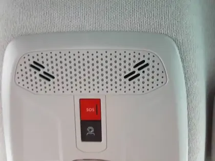 Photo 20 Citroën C4  Hybride 136 e-DCS6