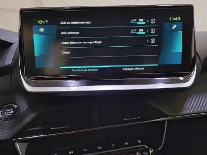 Photo 41 Peugeot 208  Electrique 50 kWh 136ch