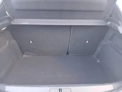 Photo 5 Peugeot 208  Electrique 50 kWh 136ch