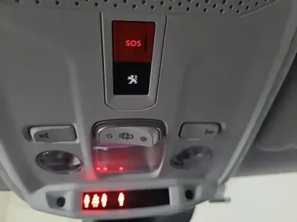 Photo 45 Peugeot 208  Electrique 50 kWh 136ch