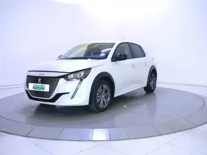 Photo 21 Peugeot 208  Electrique 50 kWh 136ch