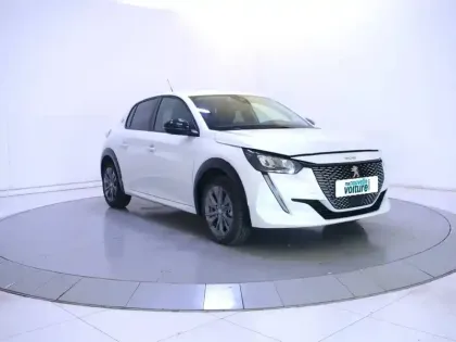 Photo 23 Peugeot 208  Electrique 50 kWh 136ch