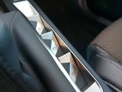 Photo 25 DS DS 3 DS3 Crossback BlueHDi 100 BVM6