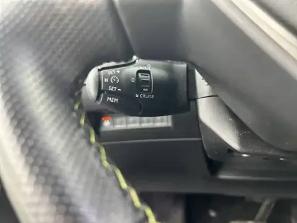 Photo 18 Peugeot 2008  BlueHDi 130 S&S EAT8