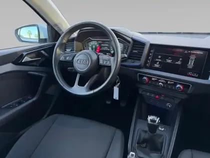 Photo 13 Audi A1  Sportback 30 TFSI 116 ch BVM6