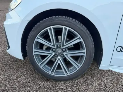 Photo 7 Audi A1  Sportback 30 TFSI 116 ch BVM6