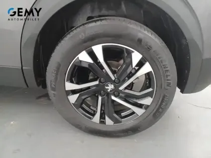 Photo 10 Peugeot 2008  PureTech 130 S&S EAT8