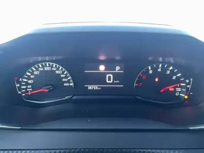 Photo 35 Peugeot 208  PureTech 100 S&S EAT8