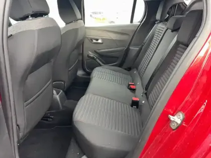 Photo 31 Peugeot 208  PureTech 100 S&S EAT8