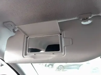 Photo 29 Peugeot 208  PureTech 100 S&S EAT8