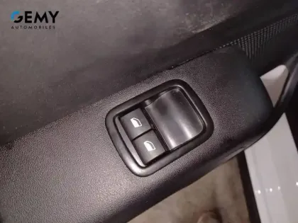 Photo 11 Citroën C3  PureTech 83 ch BVM5