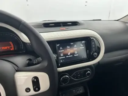 Photo 20 Renault Twingo  III SCe 65