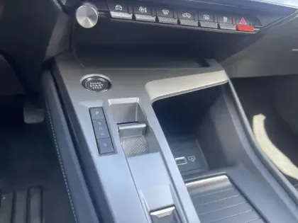 Photo 20 Peugeot 308 Gén. III Ph1 Allure 5