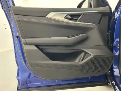 Photo 19 Renault Austral  E-Tech full hybrid 200 GSR2