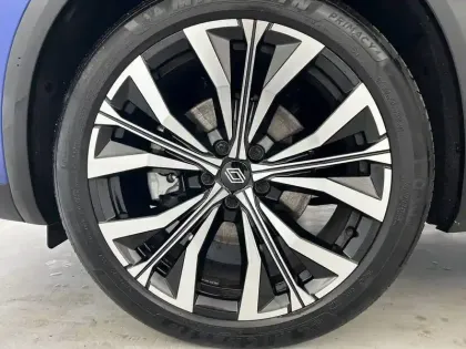 Photo 27 Renault Austral  E-Tech full hybrid 200 GSR2