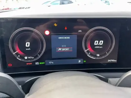 Photo 44 Hyundai Tucson  1.6 T-GDI 215 Hybrid BVA6