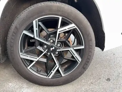 Photo 8 Hyundai Tucson  1.6 T-GDI 215 Hybrid BVA6