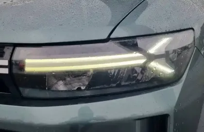 Photo 17 Dacia Duster  Hybrid 140