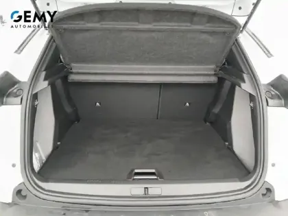 Photo 21 Peugeot 2008  PureTech 130 S&S EAT8