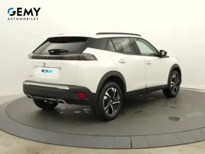 Photo 33 Peugeot 2008  PureTech 130 S&S EAT8