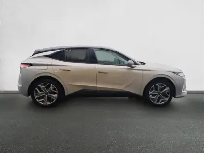 Photo 3 DS DS 4  Hybride E-Tense 225 EAT8