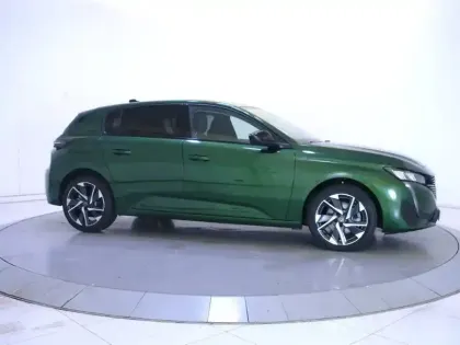 Photo 24 Peugeot 308  Hybrid 145 e-DCS6