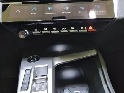 Photo 45 Peugeot 308  Hybrid 145 e-DCS6