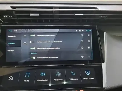 Photo 43 Peugeot 308  Hybrid 145 e-DCS6