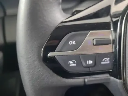 Photo 17 Peugeot 308  Hybrid 145 e-DCS6