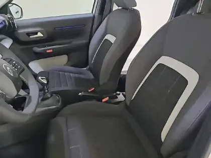 Photo 38 Citroën C3  Turbo 100 ch BVM6