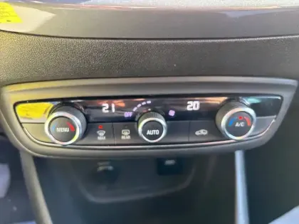 Photo 19 Opel Crossland  1.2 Turbo 110 ch BVM6