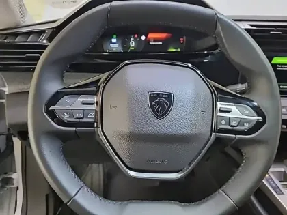 Photo 8 Peugeot 308  BlueHDi 130ch S&S EAT8