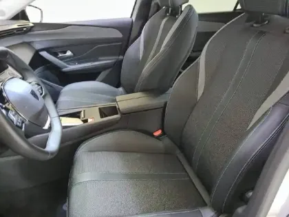 Photo 10 Peugeot 308  BlueHDi 130ch S&S EAT8