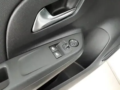 Photo 24 Opel Corsa  1.2 75 ch BVM5