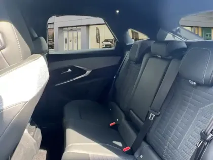 Photo 9 Peugeot 3008  Hybrid 136 e-DCS6