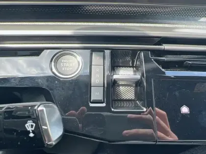 Photo 16 Peugeot 3008  Hybrid 136 e-DCS6