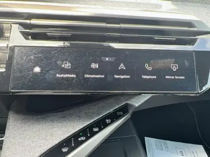 Photo 11 Peugeot 3008  Hybrid 136 e-DCS6